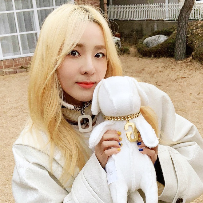 Song Hye Kyo, Park Shin Hye tiet lo bi quyet co mai toc dep tai nha hinh anh 10 Bi_quyet_cham_soc_toc_sao_Han_7.jpg