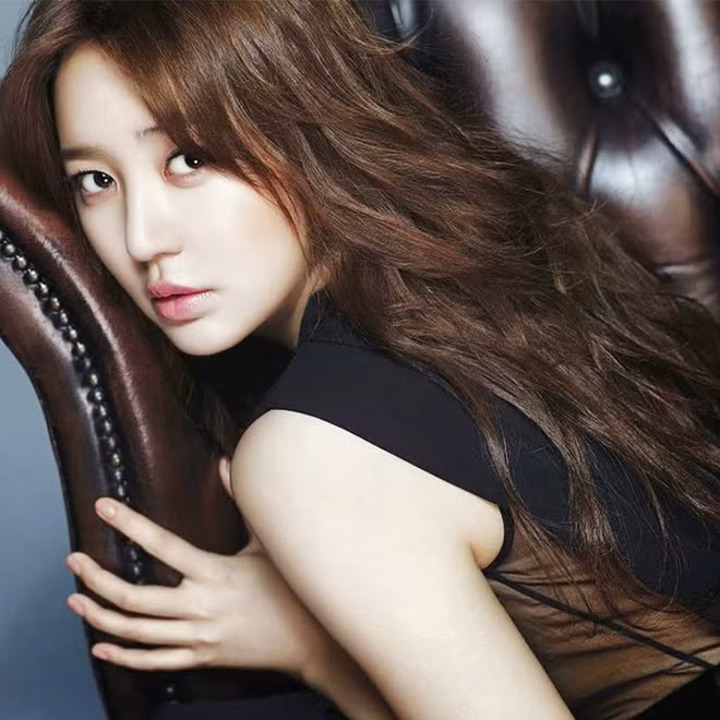 Song Hye Kyo, Park Shin Hye tiet lo bi quyet co mai toc dep tai nha hinh anh 6 Bi_quyet_cham_soc_toc_sao_Han_5.jpg