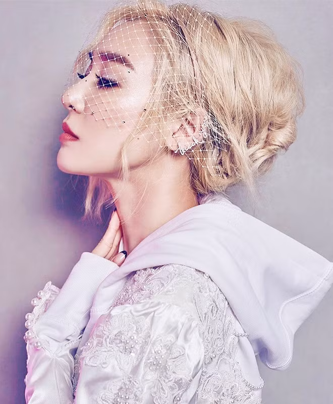 Song Hye Kyo, Park Shin Hye tiet lo bi quyet co mai toc dep tai nha hinh anh 8 Bi_quyet_cham_soc_toc_sao_Han_6_2.jpg