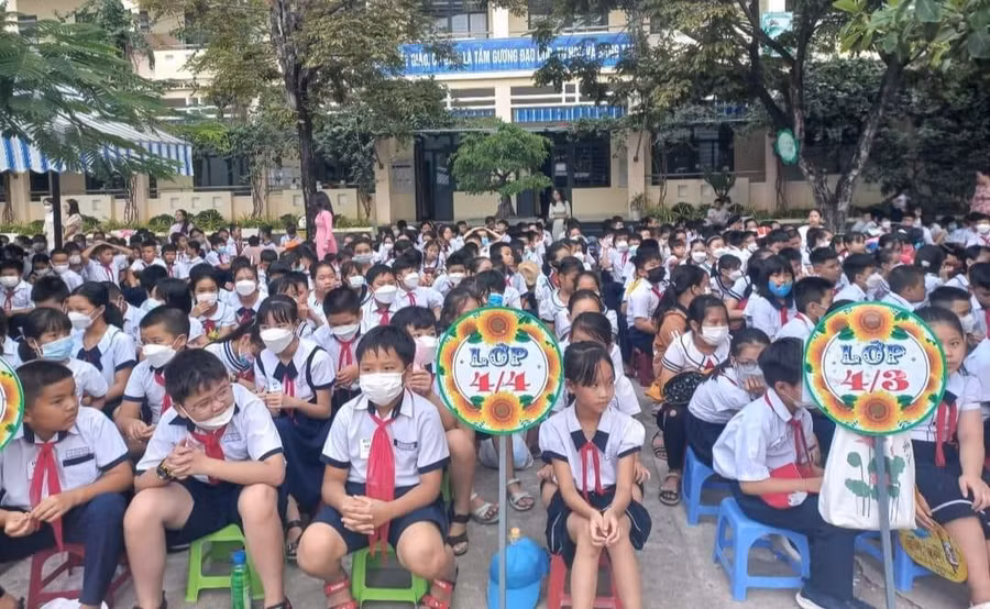 Số phòng học được xây dựng mới của Trường Tiểu học Võ Thị Sáu (quận Liên Chiểu) không đáp ứng được số học sinh tăng qua từng năm học. 