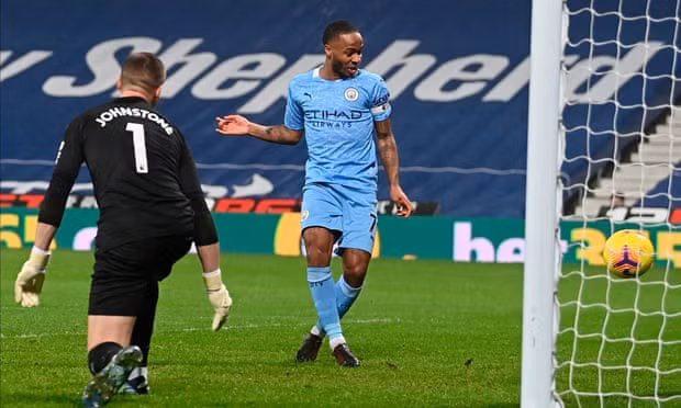 Sterling đệm lòng dễ dàng ấn định thắng lợi 5-0 cho Man City