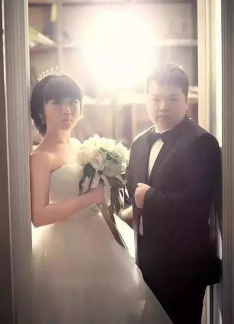 Nhân duyên kỳ diệu: Cặp đôi vô tình phát hiện 11 năm trước người vợ từng xuất hiện trong bức ảnh của chồng - Ảnh 3 Nhan duyen ky dieu: Cap doi vo tinh phat hien 11 nam truoc nguoi vo tung xuat hien trong buc anh cua chong - Anh 3