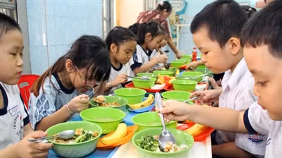 Tăng cường trách nhiệm quản lý về an toàn thực phẩm trường học