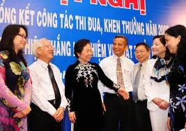 Cần đổi mới công tác thi đua khen thưởng