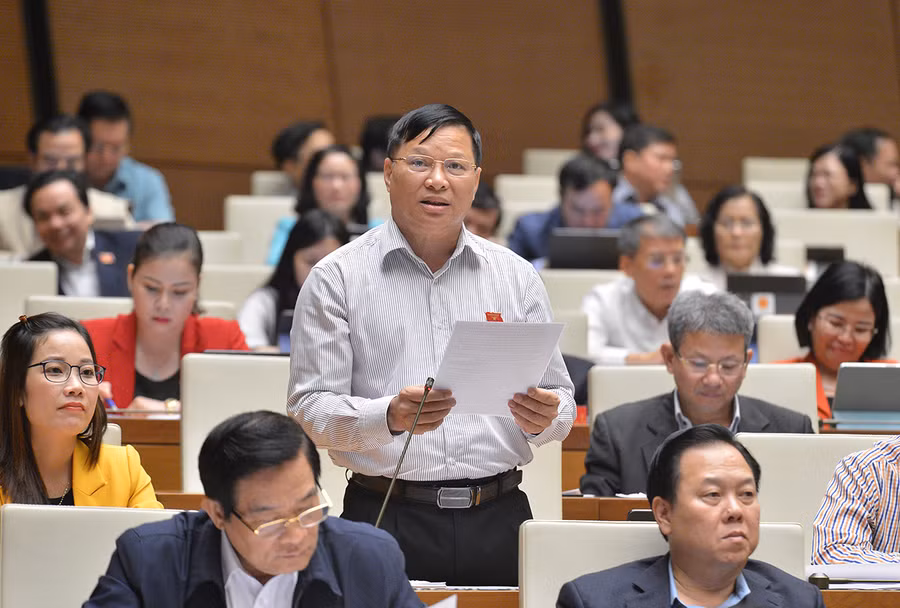 Đại biểu Trần Văn Tiến – Đoàn đại biểu Quốc hội tỉnh Vĩnh Phúc.