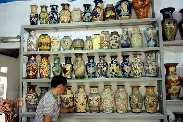 Kho báu hơn 100 ngàn đồ cổ của “ông vua gốm sứ Sài Gòn“ ảnh 2
