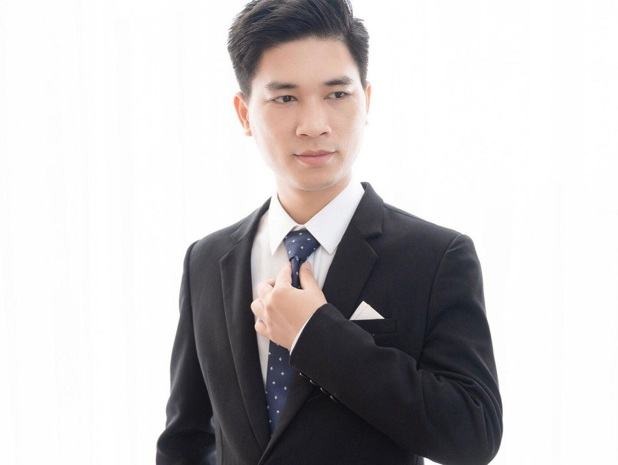 Khuất Quang Hòa nhận danh hiệu Thủ khoa đầu ra năm 2022 của Trường Đại học Tài nguyên và Môi trường Hà Nội. Khuất Quang Hòa nhận danh hiệu Thủ khoa đầu ra năm 2022 của Trường Đại học Tài nguyên và Môi trường Hà Nội.