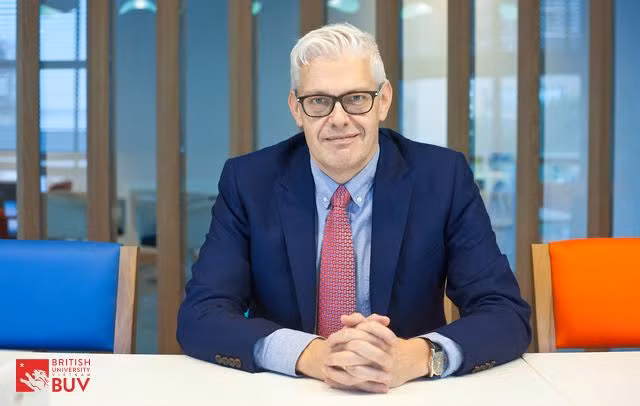 Nói sinh viên Việt Nam kém ngoại ngữ, điều đó đã không còn đúng ảnh 1