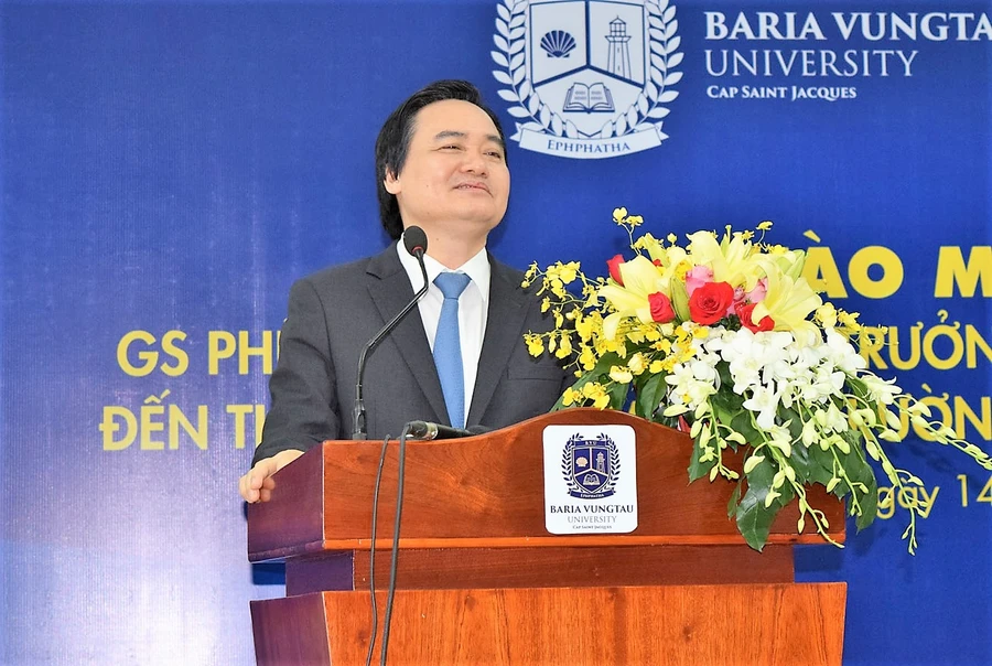 Bộ trưởng Phùng Xuân Nhạ phát biểu tại buổi làm việc