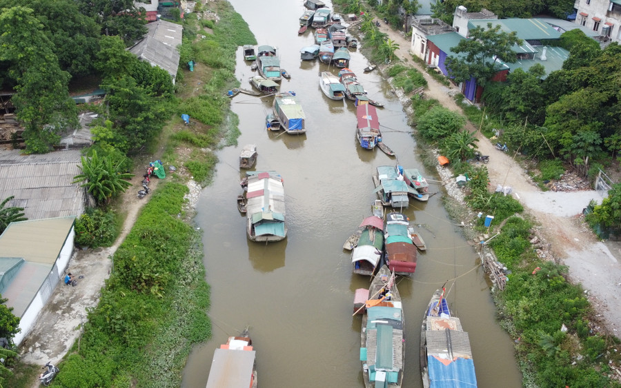 Một góc làng chài giữa lòng TP Thanh Hóa, tỉnh Thanh Hóa. Một góc làng chài giữa lòng TP Thanh Hóa, tỉnh Thanh Hóa.