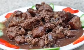 Thịt chó hầm giúp quý ông sung sức.