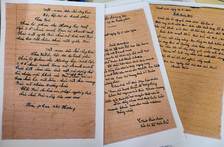 Thư học sinh Nghệ An gửi cho Bác Hồ năm 1960 được lưu giữ tại Khu di tích Kim Liên, Nam Đàn, Nghệ An