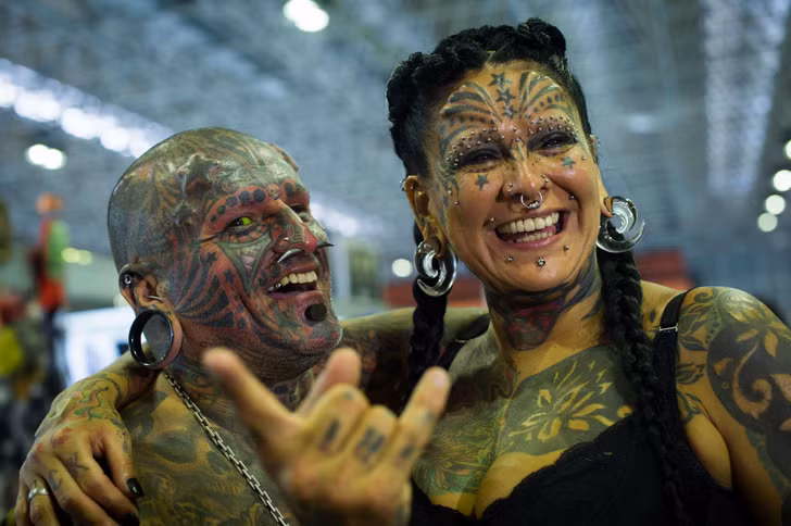 Những cặp đôi ‘đũa lệch’ kỳ lạ nhất thế giới ảnh 4