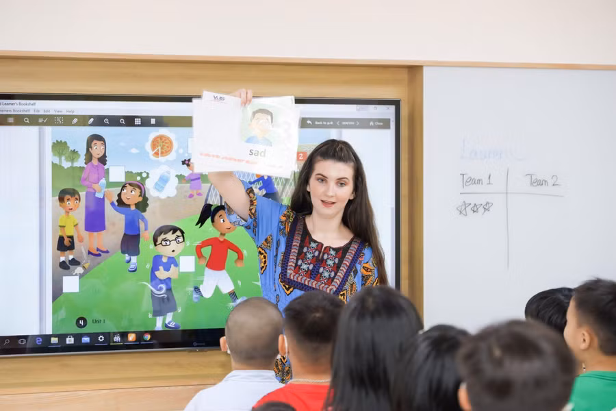 Hệ thống VUS có hơn 2.300 giáo viên bản xứ và Việt Nam cùng trợ giảng chuyên môn cao