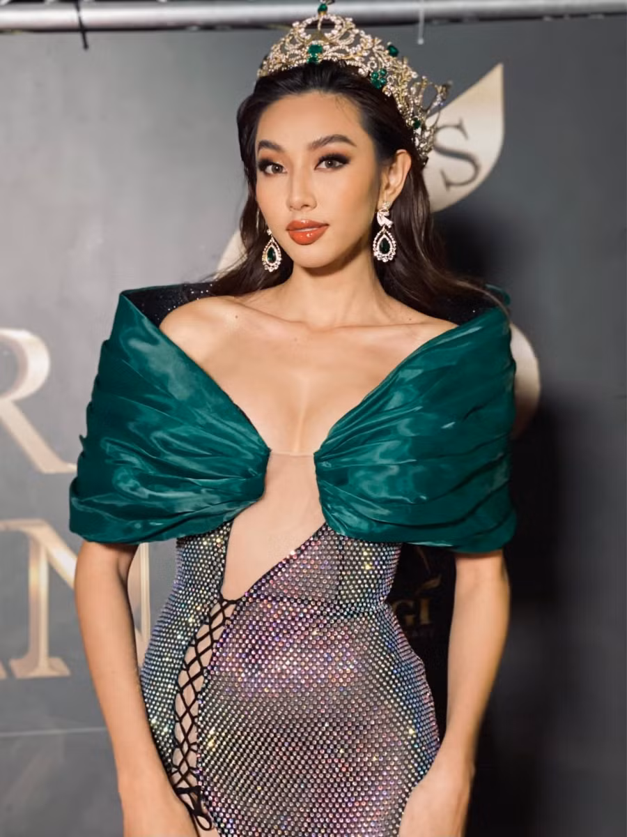 Tân Hoa hậu Hòa bình Thế giới (Miss Grand International 2021) Nguyễn Thúc Thùy Tiên.