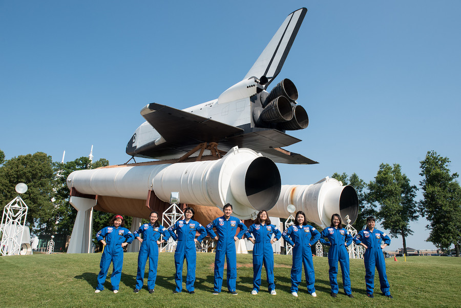 Đoàn giáo viên Việt Nam tham gia chương trình mô phỏng phi hành gia tại Hoa Kỳ Đoàn giáo viên Việt Nam tham gia chương trình mô phỏng phi hành gia tại Hoa Kỳ