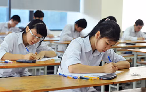 Tỷ lệ thí sinh đăng ký tổ hợp Khoa học xã hội tăng cao: Nguồn VTV1