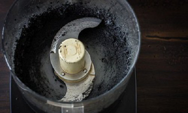 Uống 1 cốc nước mè đen rang mỗi ngày sẽ biến bạn thành con người hoàn toàn khác ảnh 1 Uống 1 cốc nước mè đen rang mỗi ngày sẽ biến bạn thành con người hoàn toàn khác ảnh 1