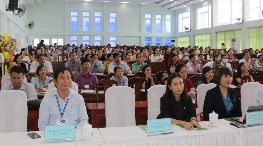 Quang cảnh hội thảo khoa học.