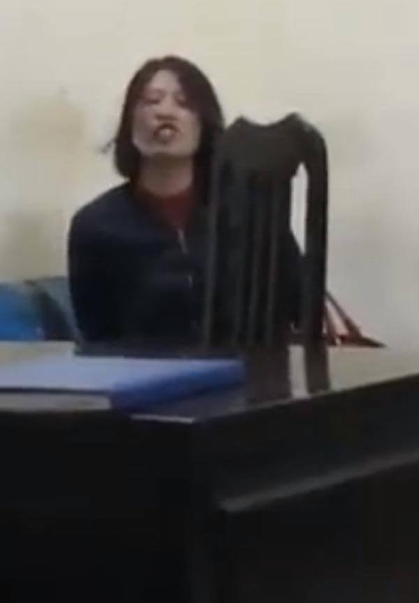 Xôn xao clip Trang Trần chửi bậy ngay tại đồn công an - Ảnh 2