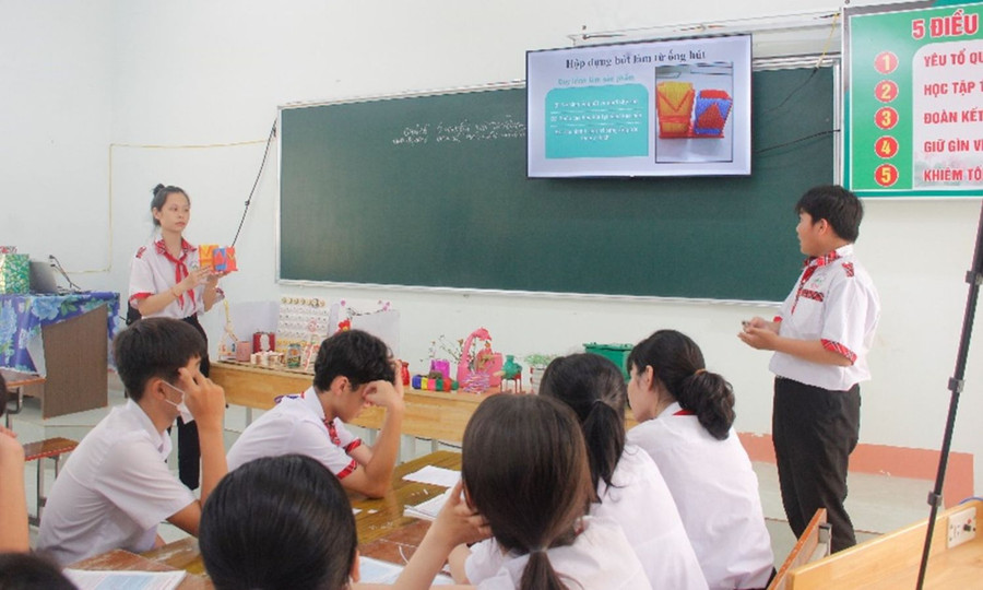 Một lớp học của Trường THCS Hùng Vương (Krông Bông, Đắk Lắk). Ảnh: Website Sở GD&ĐT Đắk Lắk Một lớp học của Trường THCS Hùng Vương (Krông Bông, Đắk Lắk). Ảnh: Website Sở GD&ĐT Đắk Lắk