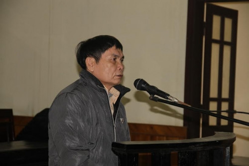 "Nổ" là người nhà bí thư tỉnh ủy để lừa chạy việc ảnh 1 "Nổ" là người nhà bí thư tỉnh ủy để lừa chạy việc ảnh 1