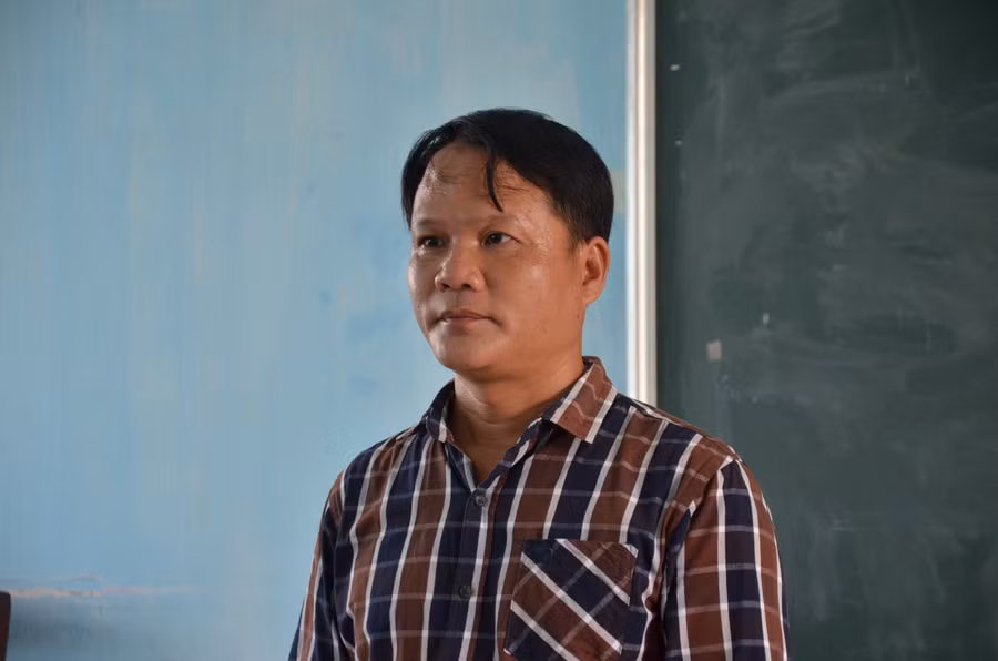 Thầy giáo Mai Trạm Anh.