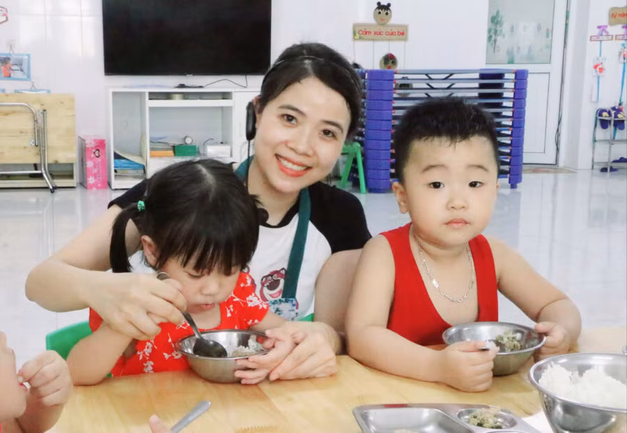 Trẻ đi học hè tại Trường Mầm non Sơn Đồng, Hoài Đức, Hà Nội.