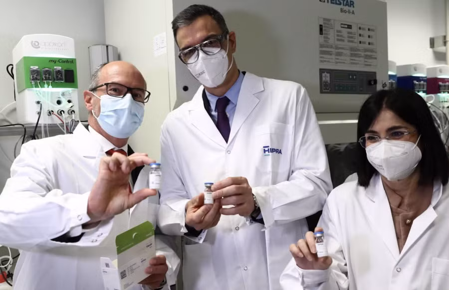 Theo cam kết của Công ty HIPRA, chất lượng và độ hiệu quả của loại vắc xin mà T&amp;T Group đặt mua bảo đảm giống như các loại vắc xin đã được sử dụng tại châu Âu (tối thiểu phải đạt chất lượng và hiệu quả tương đương với vắc xin AstraZeneca sản xuất tại Anh và Thụy Điển).