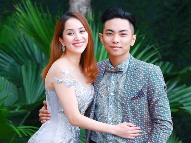 Khánh Thi và Phan Hiển.