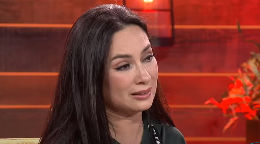 Nữ ca sĩ Phi Nhung đã qua đời ở tuổi 49.