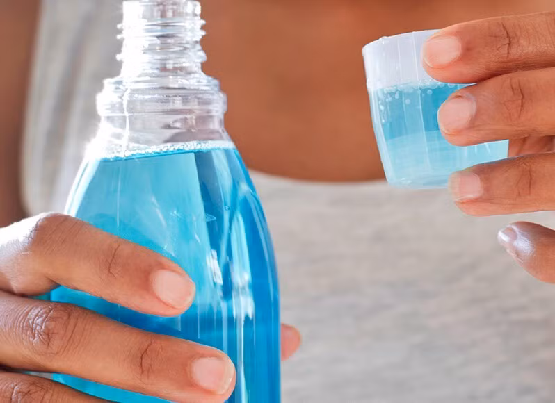 Vệ sinh răng miệng hàng ngày để phòng ngừa nấm miệng