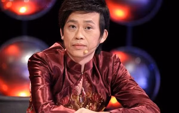 Nghệ sĩ Hoài Linh.