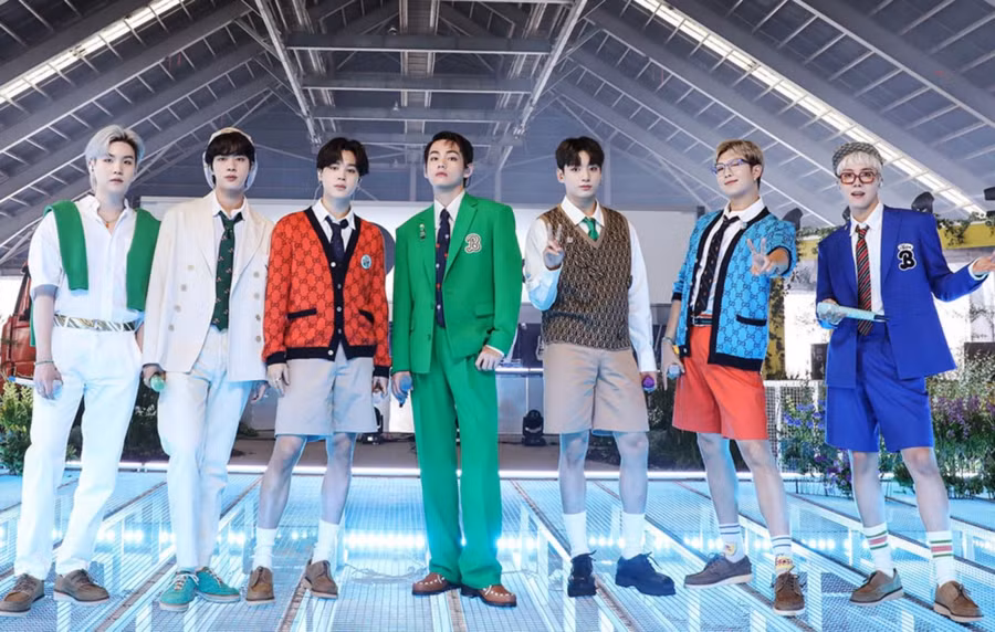 Nhóm nhạc nam toàn cầu - BTS đã tự phá kỷ lục của chính mình trên bảng xếp hạng Billboard Hot 100.