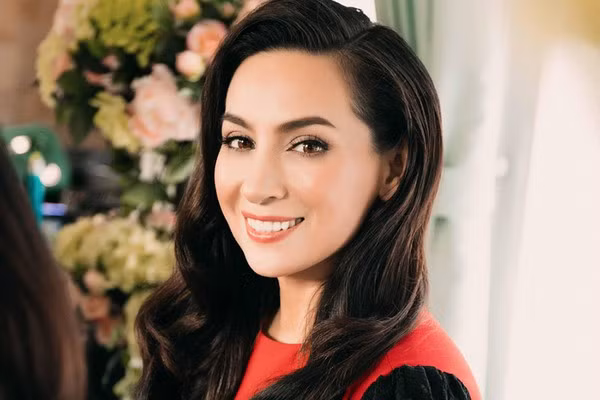 Tình hình sức khỏe của nữ ca sĩ Phi Nhung đã có những chuyển biến tích cực sau khi mắc Covid-19.