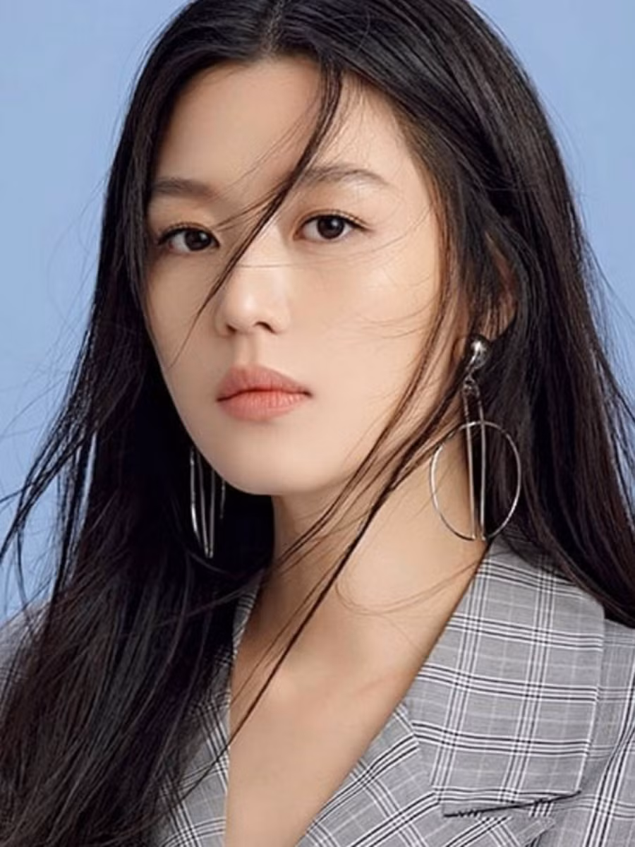 Nữ diễn viên nổi tiếng Jun Ji Hyun.