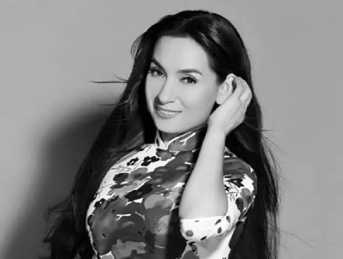 Ca sĩ Phi Nhung qua đời sau khi mắc Covid-19.
