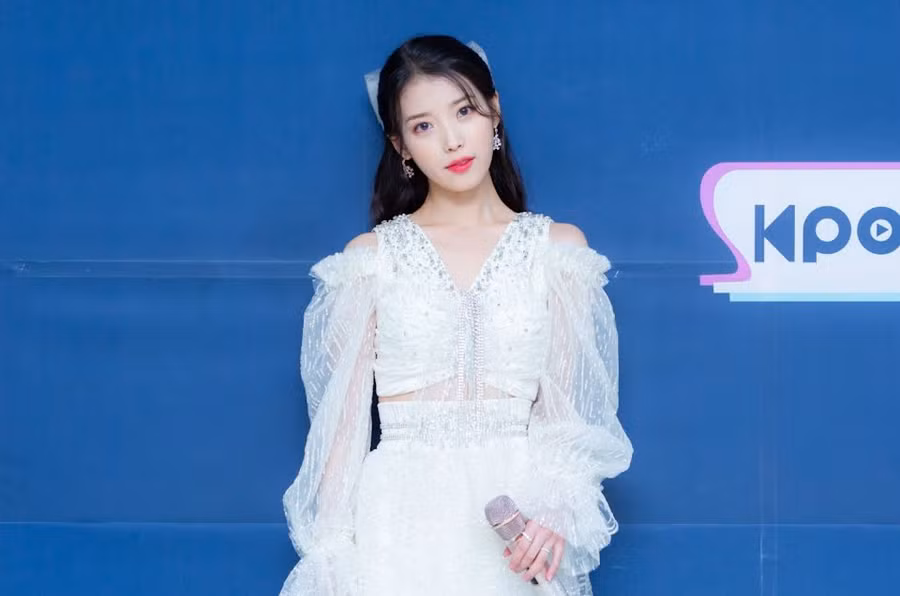 Những khoảnh khắc xinh đẹp như búp bê của IU “đốn tim” người hâm mộ ảnh 5