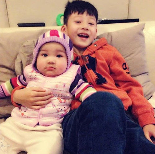 Vẻ thơ ngây đáng yêu của con gái Jennifer Phạm 8 Vẻ thơ ngây đáng yêu của con gái Jennifer Phạm 8