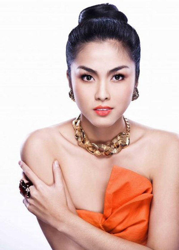 Những ""vết nhơ"" không may của các ngọc nữ showbiz Việt