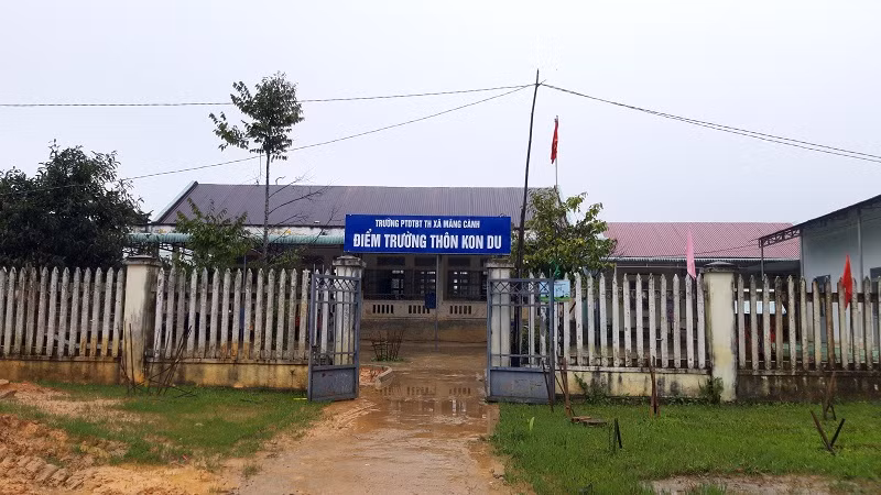 Điểm trường thôn Kon Du - nơi học tập của 72 học sinh của Trường PTDTBT Tiểu học Măng Cành khi xã đạt chuẩn nông thôn mới.