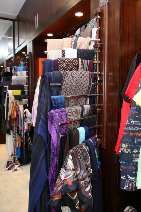 Đây là số tiền anh quyên góp được từ các mạnh thường quân, trong đó Mr Đàm có trích một phần từ giải thưởng Pops Awards 2014 - Nghệ sỹ thu được quảng cáo nhiều nhất để hỗ trợ em.