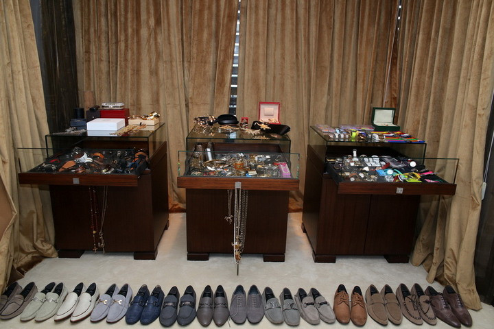 Anh chia sẻ, chính các khán giả là những người đem đến chén cơm, manh áo cho anh…những thứ anh đang có được cũng từ sự yêu thích của họ mà ra, chính vì vậy, Mr Đàm sẽ tìm cơ hội giúp đỡ lại những mảnh đời khó khăn để tri ân cuộc đời quá ưu ái anh.