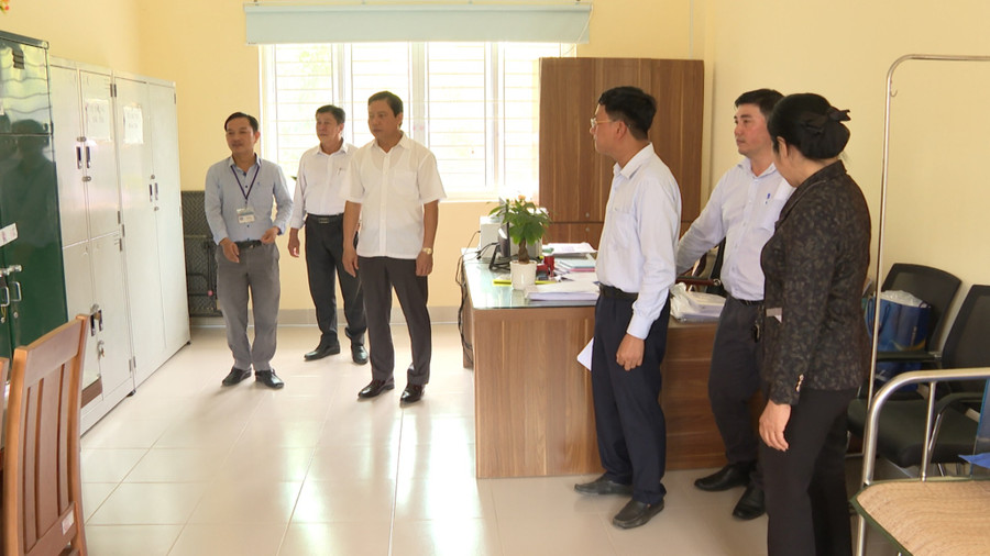 Ông Phạm Tấn Hòa - Phó Chủ tịch UBND tỉnh Long An, Trưởng ban Chỉ đạo kỳ thi kiểm tra công tác chuẩn bị thi tốt nghiệp THPT. Ảnh: Sở GD-ĐT tỉnh Long An. Ông Phạm Tấn Hòa - Phó Chủ tịch UBND tỉnh Long An, Trưởng ban Chỉ đạo kỳ thi kiểm tra công tác chuẩn bị thi tốt nghiệp THPT. Ảnh: Sở GD-ĐT tỉnh Long An.