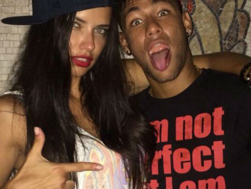 Tiết lộ: Neymar thăng hoa nhờ siêu mẫu lừng danh ảnh 2  - 2