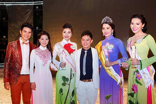 MC Vũ Mạnh Cường đẹp đôi bên Quỳnh Chi - 7