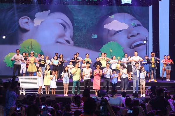 Sao Việt khoe người thân mừng Ngày Gia đình Việt Nam - ảnh 8