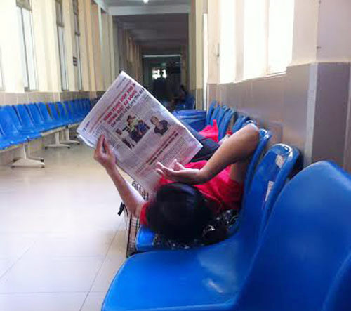 Ngọt ngào những câu chuyện chồng chăm vợ đẻ tại BV phụ sản - 8