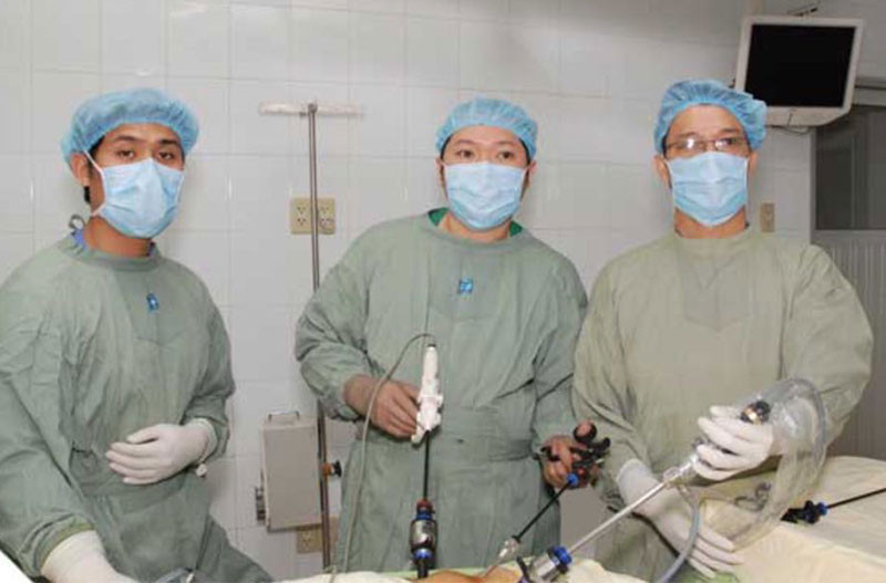 noi soi than, co gai, 20 nam, mac cam noi soi than, co gai, 20 nam, mac cam