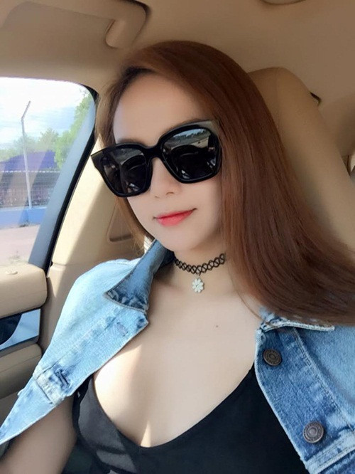 Sao Việt chạy theo mốt đeo vòng từng bị chê là thảm họa ảnh 5 Sao Việt chạy theo mốt đeo vòng từng bị chê là thảm họa